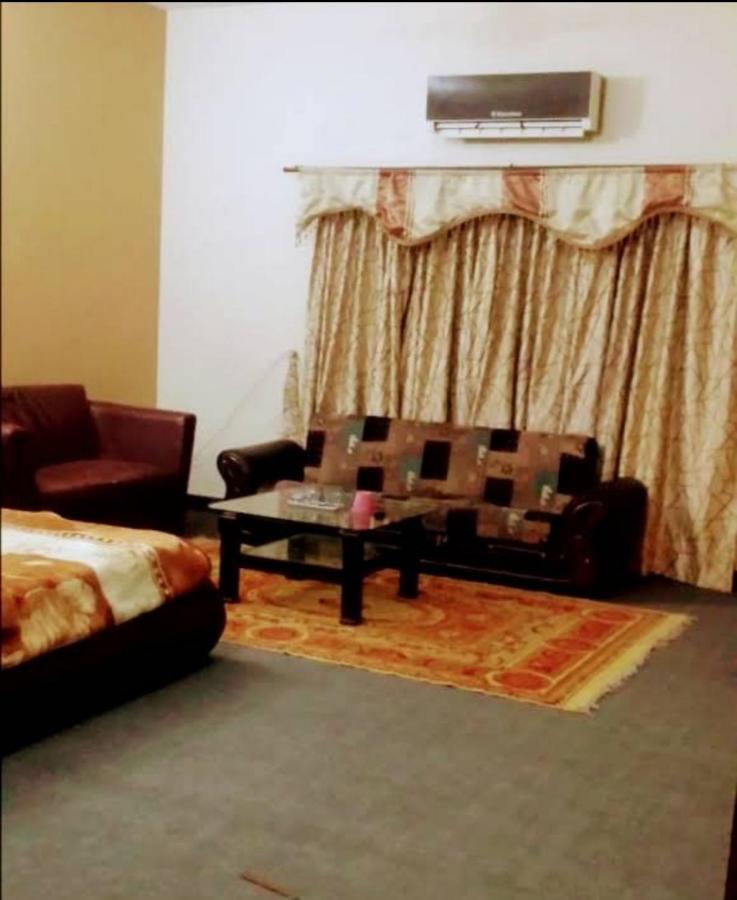 Magnum Hotel لاهور المظهر الخارجي الصورة